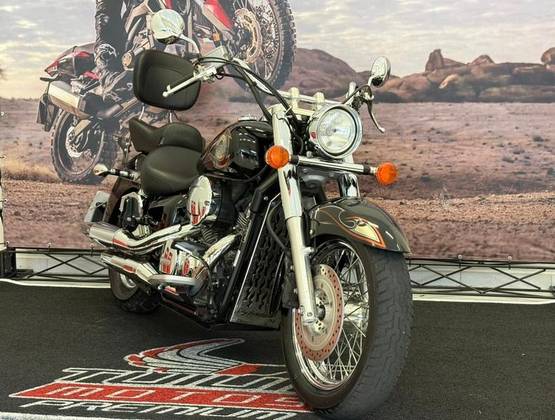 HONDA SHADOW 750 